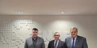Εκπρόσωποι της Ελληνικής Ολυμπιακής Επιτροπής σε συνάντηση για το Αιγαίο